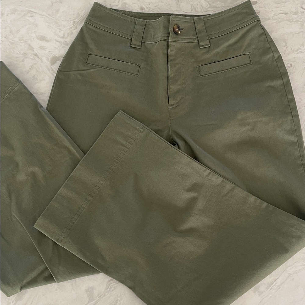 On 34th Women's High-Rise Wide-Leg Chino Pants Green size 2